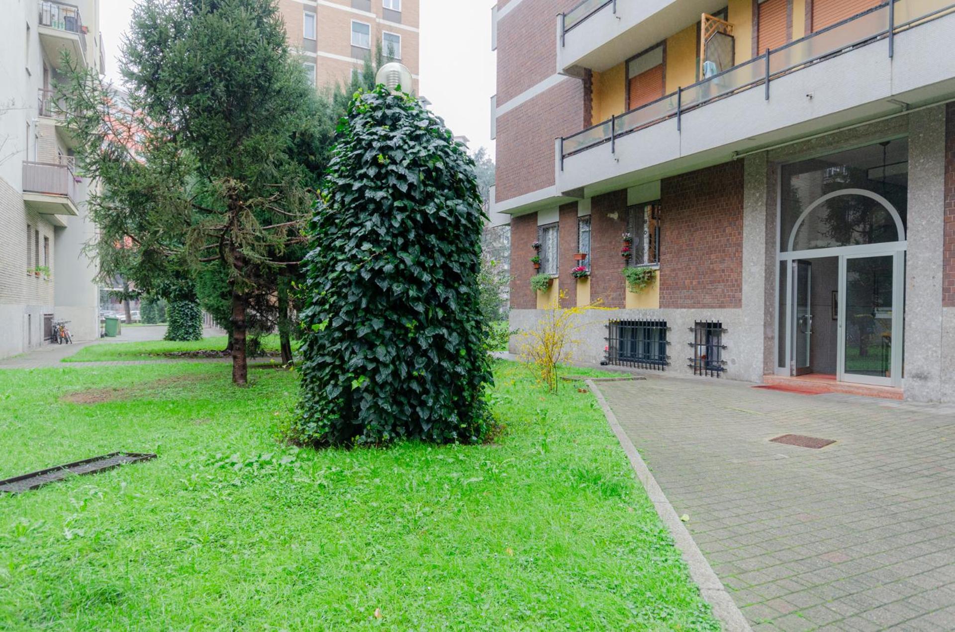 Mini Loft Linate Airport And Blu Metro Apartment Милано Екстериор снимка